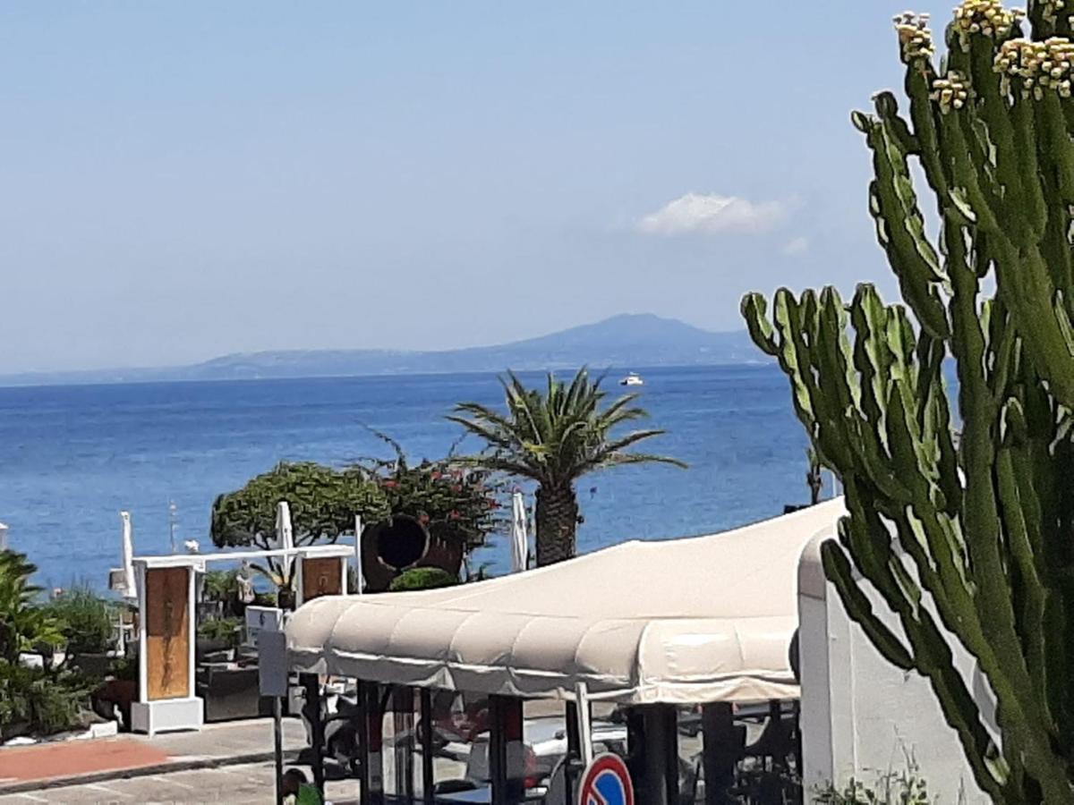 La Terrazza Dell^Ippocampo #Seaview Apartment Ischia Ngoại thất bức ảnh